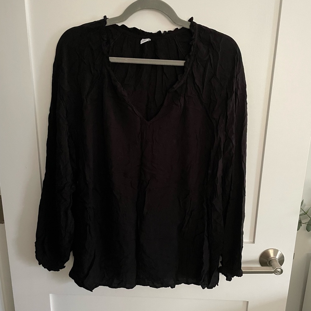 Old Navy Black V-Neck Blouse